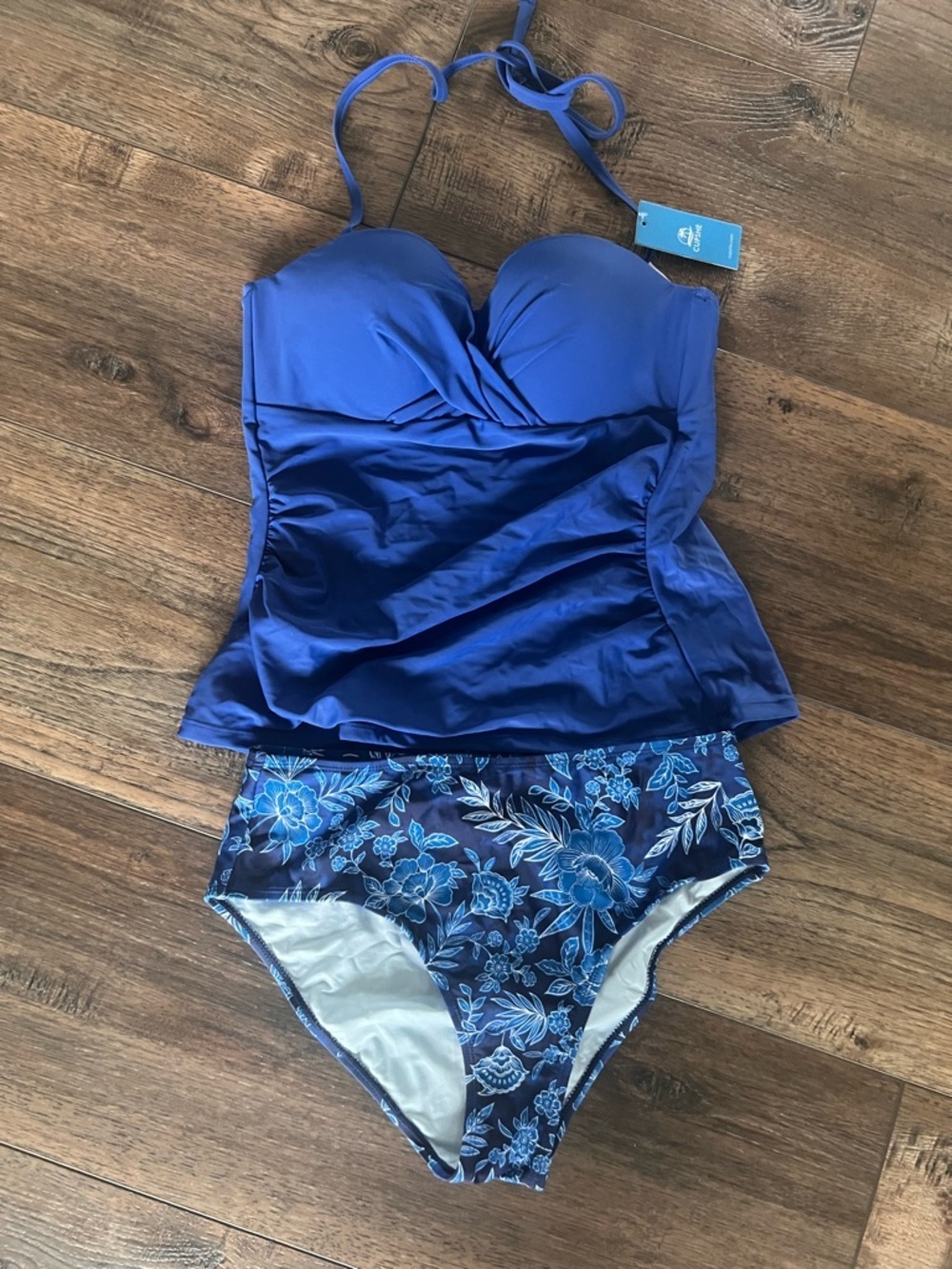 Crushed Tankini Floral Royal Blue Built in Cups Size Medium NWT